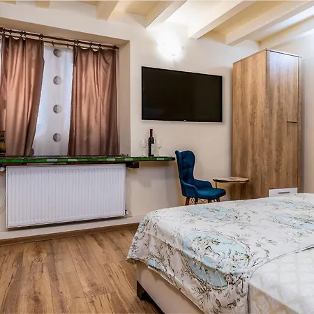 Romana Boutique Бухарест