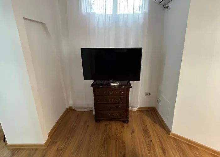 Romana Boutique Πανσιόν